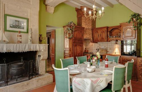 Petit-Palais-et-Cornemps House | Chateau Vieux Mougnac St-Emilion