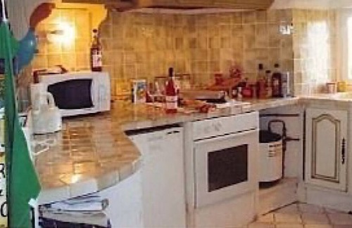 Saint-Laurent-du-Verdon Apartment | Chateau St-laurent-du-verdon, Beautiful Apt in Historic 17th Century Chateau
