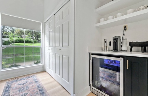 Austin House | Chateau Lake Austin