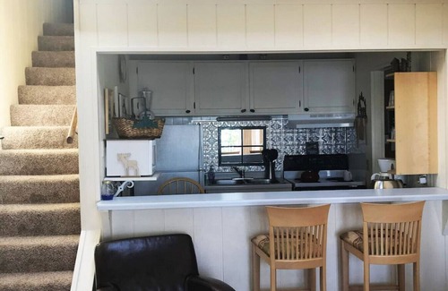 Tofte Condo | Chateau LeVeaux Unit 20