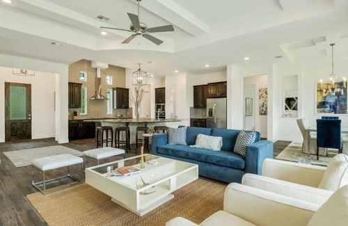 Spring Branch Villa | CHATEAU RIVIERE