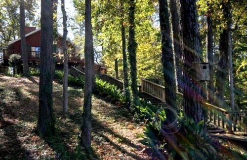 Negreet House | Chateau Rouge-3 BR / 2 1/2 Baths*Sleeps 10*Lakefront House is great for a group.