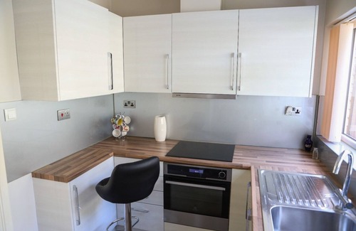 Gillingham House | CHATHAM GUEST HOUSE