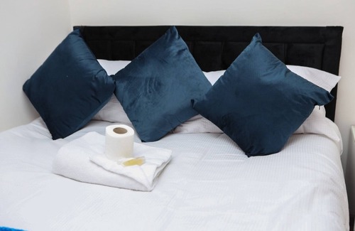 Gillingham House | CHATHAM GUEST HOUSE