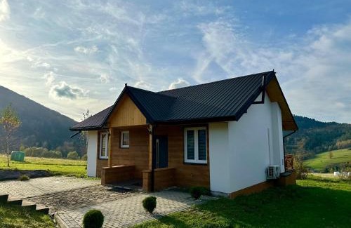 Uscie Gorlickie Resort | Chatki Niedźwiadka Beskid Niski-2 domki na odludziu bez sąsiadów z jacuzzi
