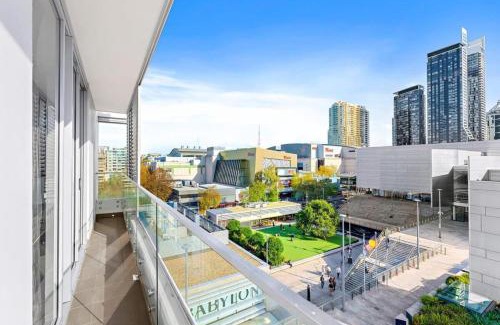 Chatswood CBD Apartment | Chatswood CBD 2BR l Balcony l Parking l Office