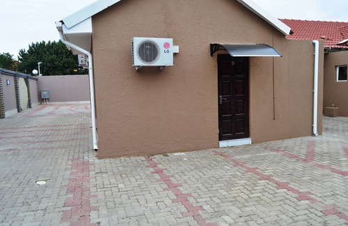 Kempton Park Hotel | cheap and affordable rate