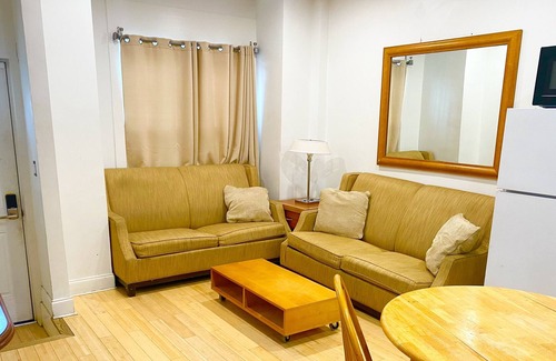 Union Square House | Cheapest Private room