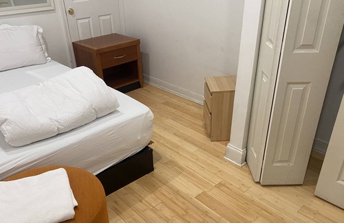 Union Square House | Cheapest Private room