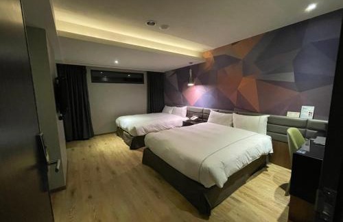 North District Hotel | CHECK inn Taichung Wenxin Zhongqing