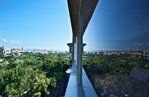 Zhongzheng Hotel | CHECK inn Taipei Main Station