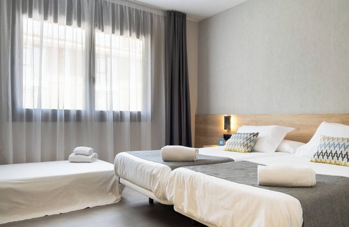 Collbato Hotel | Checkin Montserrat