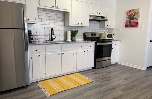 Claiborne Cottage | Cheerful 1 Bedroom Cottage w/Ample Parking, Close to WM Sports & Events Center