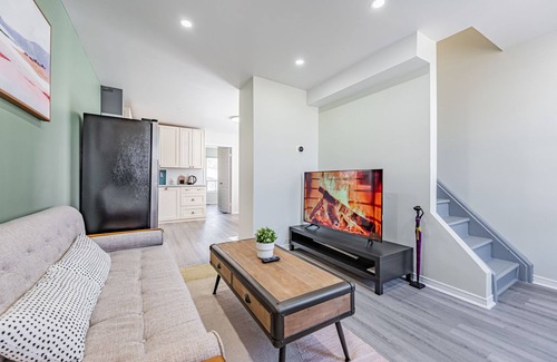 Rockcliffe - Smythe House | Cheerful 2-bedroom home with free parking