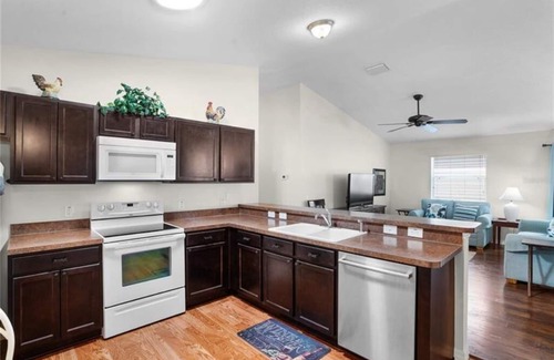 Buttonwood Villa | Cheerful 2 Bedroom Villa with Golf Cart and a GREAT Location!