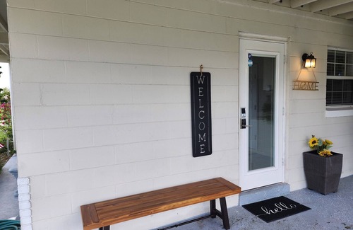 Orlando House | Cheerful 3.5 bedroom house with firepit near UCF