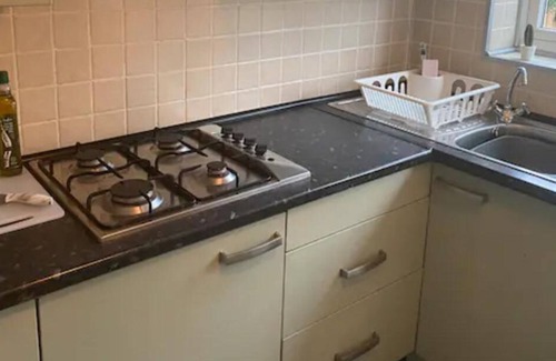 Gateshead House | Cheerful 3 bdrm ideal for contractors-own parking