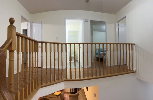 Brampton House | Cheerful 3-Bedroom Home With Free Parking