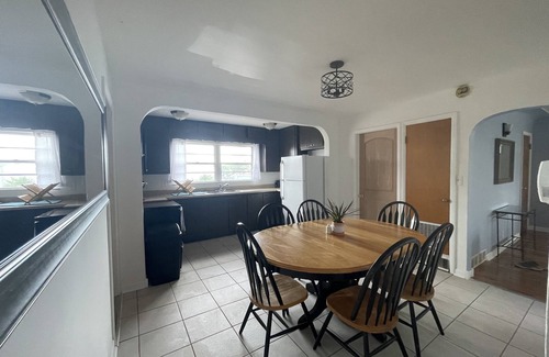 Cheyenne House | Cheerful 3-bedroom home centrally located