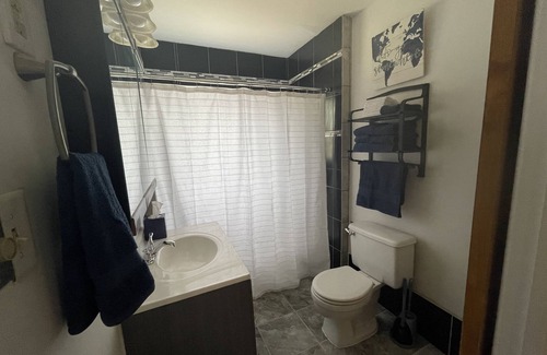 Cheyenne House | Cheerful 3-bedroom home centrally located