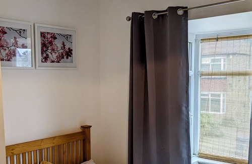 Newcastle-upon-Tyne Apartment | Cheerful 3 Bedroom Home in Tyne and Wear