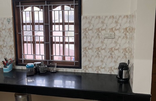 Coimbatore Villa | Cheerful 5- bedroom villa in Thudiyalur with Mountain View