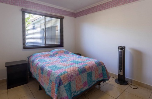 Managua House | Cheerful family friendly home in gated community.