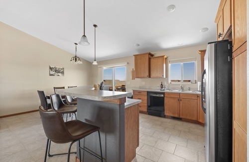 Rapid City House | Cheerful Home, Convenient, Close to Everything!