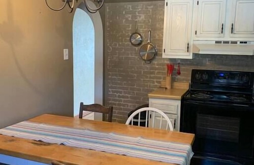 Ashland House | Cheerful home with deck, large backyard & firepit!