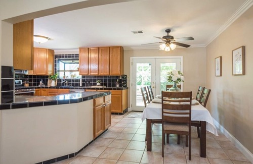 Citrus Heights House | Cheerful & spacious 5bed 3bath Citrus Heights home