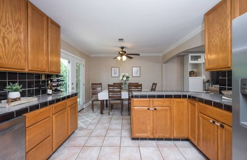 Citrus Heights House | Cheerful & spacious 5bed 3bath Citrus Heights home