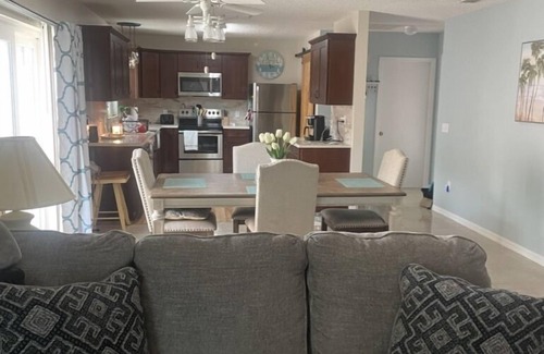 The Villages House | CHEERFUL VILLA IN THE VILLAGES, FL nnn