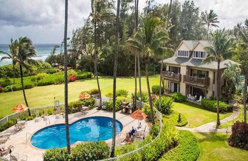 Lihue Condo | Cheery Condo Steps from the Surf - Kaha Lani 127