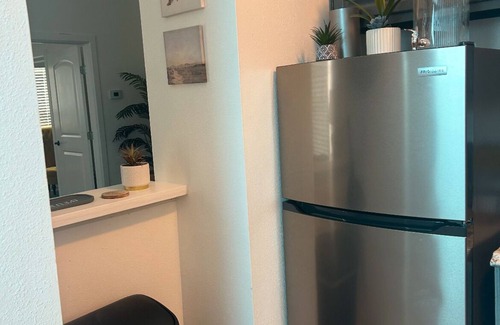 Joplin Condo | Cheery Island Bliss