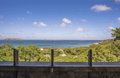 Anse de Lorient House | Chef included by Fantasia Villas: Villa Aurea