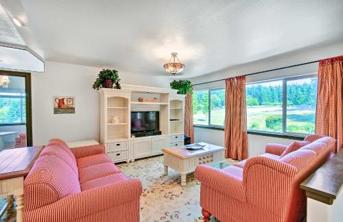 Curtis Apartment | Chehalis Retreat with Scenic Views!