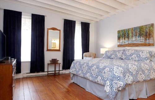 Caledon Hotel | Cheltenham Suites