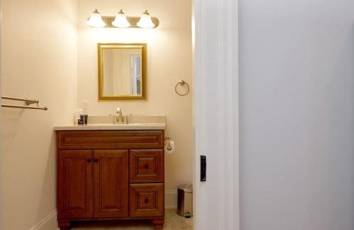 Caledon Hotel | Cheltenham Suites
