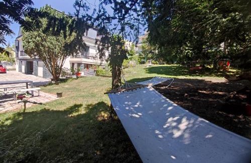 Plantieres Queuleu House | Chemin des Vignerons