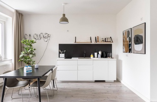 Kaßberg Apartment | Chemnitz Hartmannstr | One-Bedroom Suite + Terrace