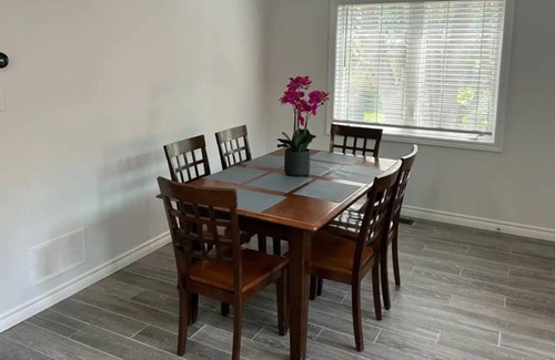 Selwyn Cottage | Chemong Lake Cottage