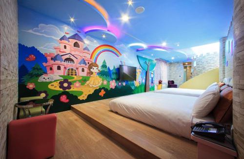 Lukang Hotel | Chen He Motel