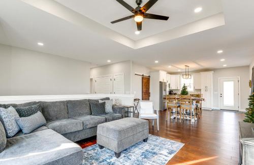 Morristown House | Cherokee Lake Retreat with Views in Morristown!