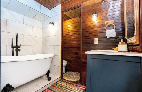 Gilmer Other | Cherokee Trace Train Car Glamping *with HOT TUB*