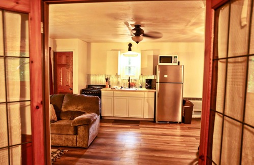 Carbon Hill Cabin | Cherokee way at Avenwood Cabins