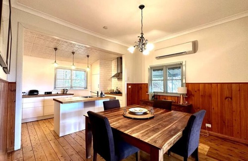 Beechworth Cottage | Cherry Blossom- Beechworth Getaways dog friendly