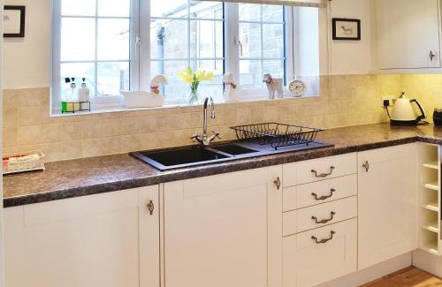 Ripley House | Cherry Blossom Cottage