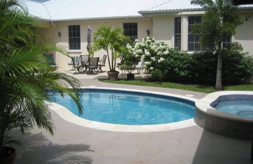 Marine Gardens Apartment | Cherry Garden Villa Apartment - private pool in desirable Rockley Beach location