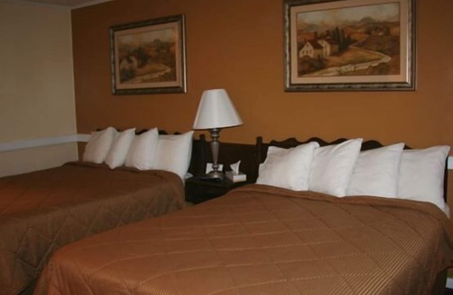 Ronks Hotel | Cherry Lane Motor Inn