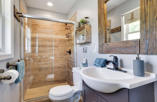 Henryville House | Cherry Lane Sanctuary, Rustic Retreat on 6 Acres with Sauna/Hot Tub/Pool/Golf